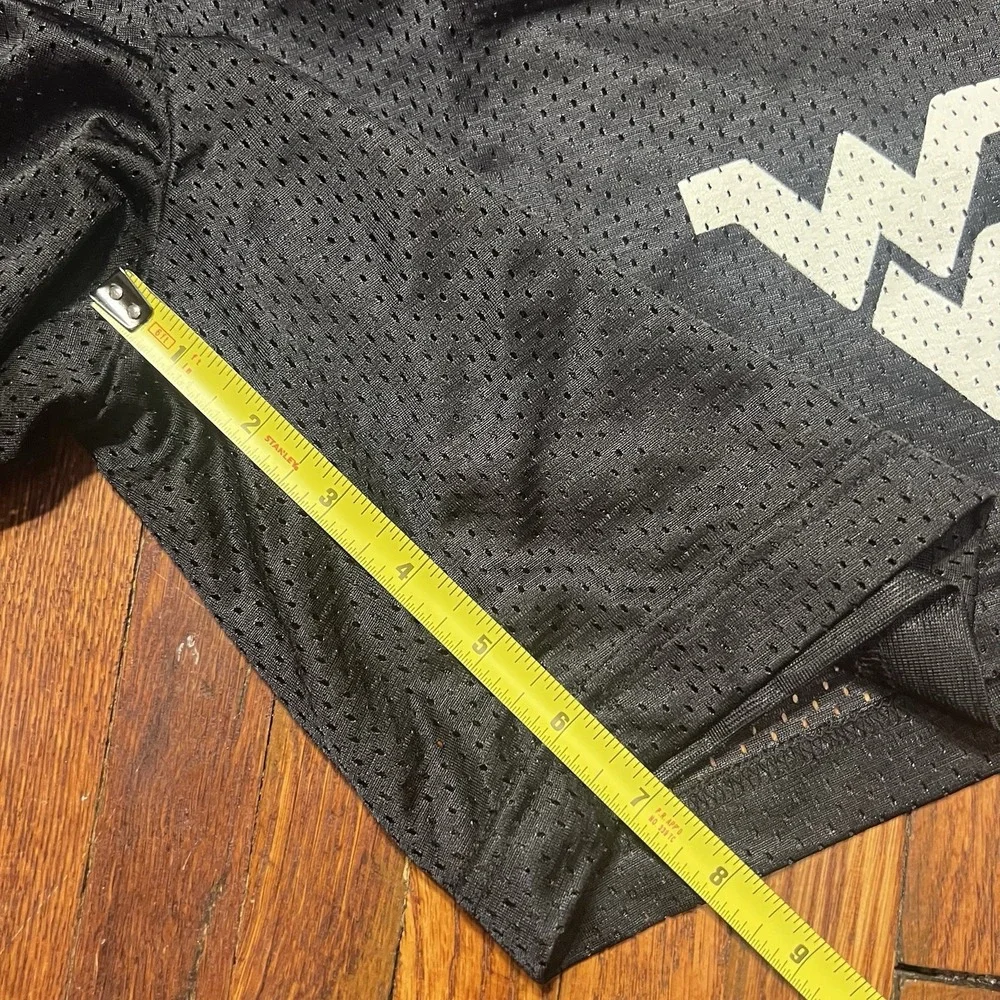 West Virginia University Sportek Shorts Size Medium Black Polyester Preowned